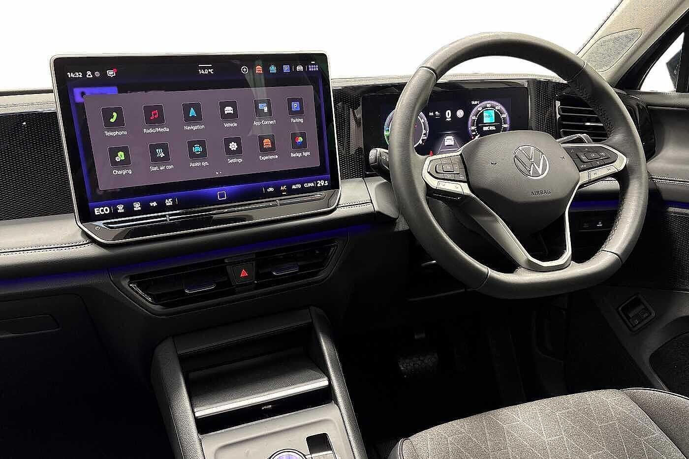 Used Volkswagen Tiguan 2025 for sale - 77546377: Photo 2