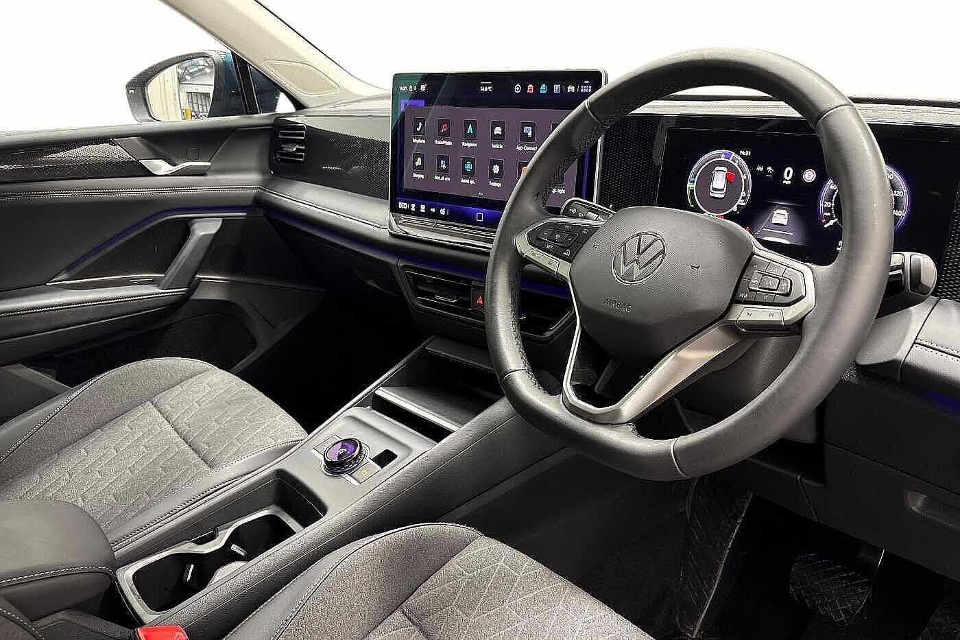 Used Volkswagen Tiguan 2025 for sale - 77546377: Photo 6