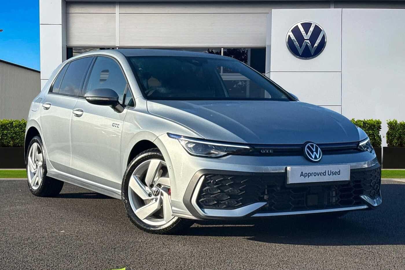 Used Volkswagen Golf 2025 for sale - 76758376: Photo 1