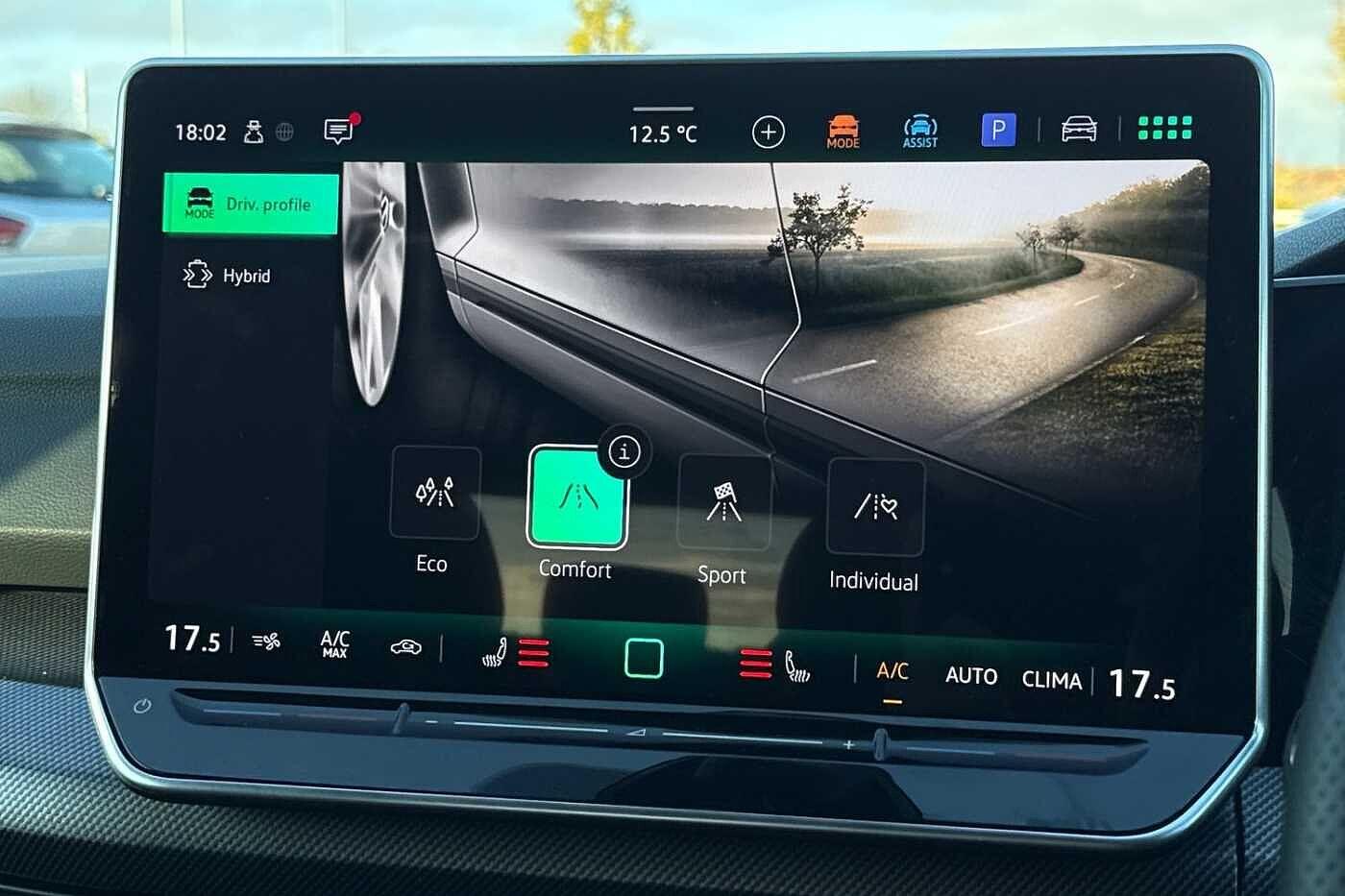 Used Volkswagen Golf 2025 for sale - 76758376: Photo 42