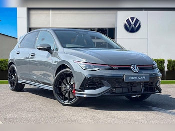 Used Volkswagen Golf 2026 for sale - 79241537: Photo