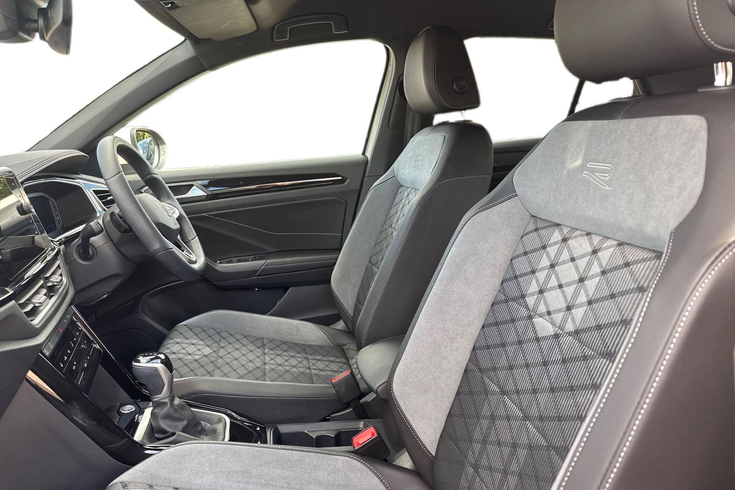 Used Volkswagen T-Roc 2025 for sale - 75761468: Photo 16