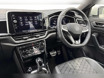 Used Volkswagen T-Roc 2025 for sale - 75761468: Photo