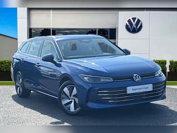 Used Volkswagen Passat 2025 for sale - 79674107: Photo