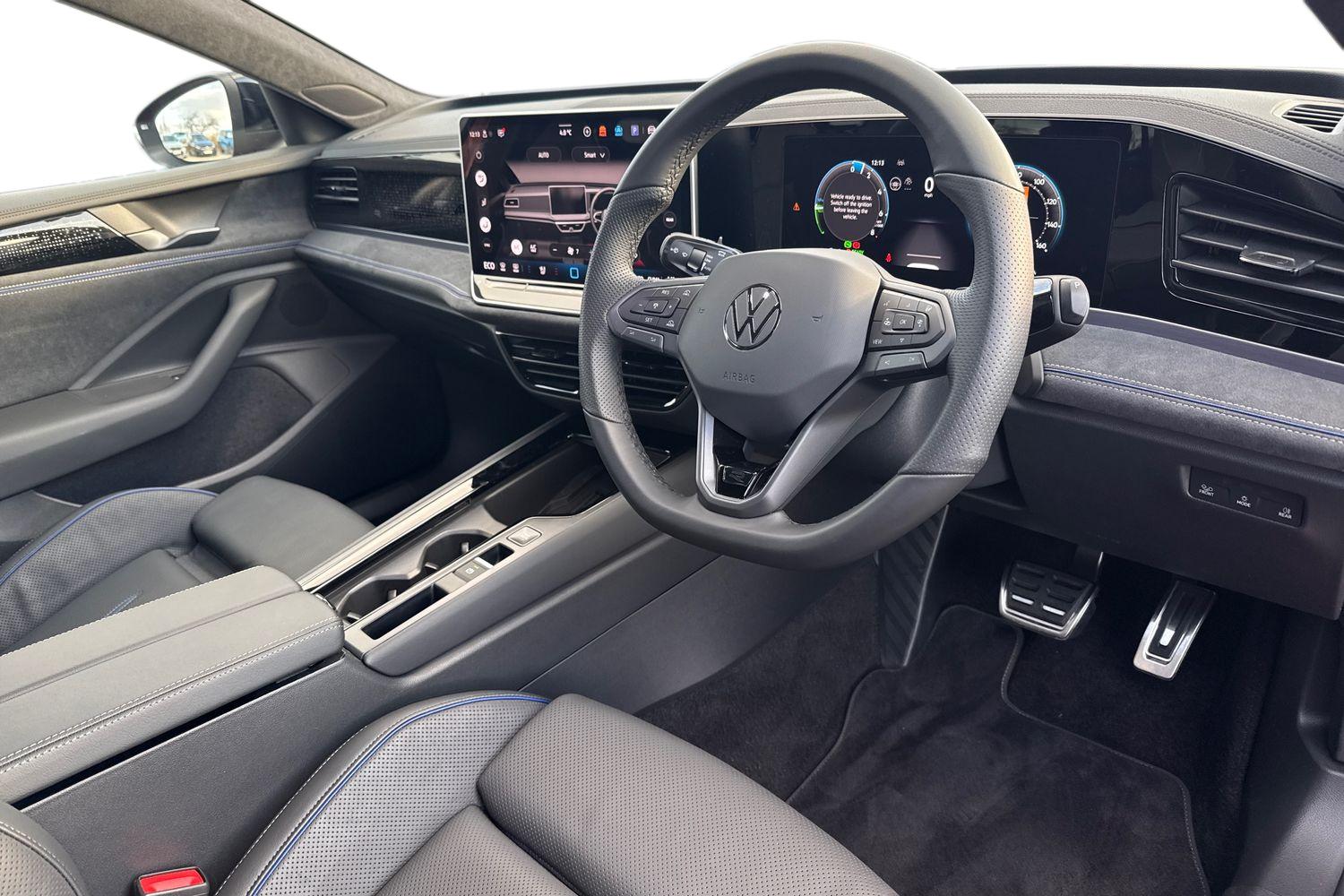 Used Volkswagen Passat 2025 for sale - 77051507: Photo 14