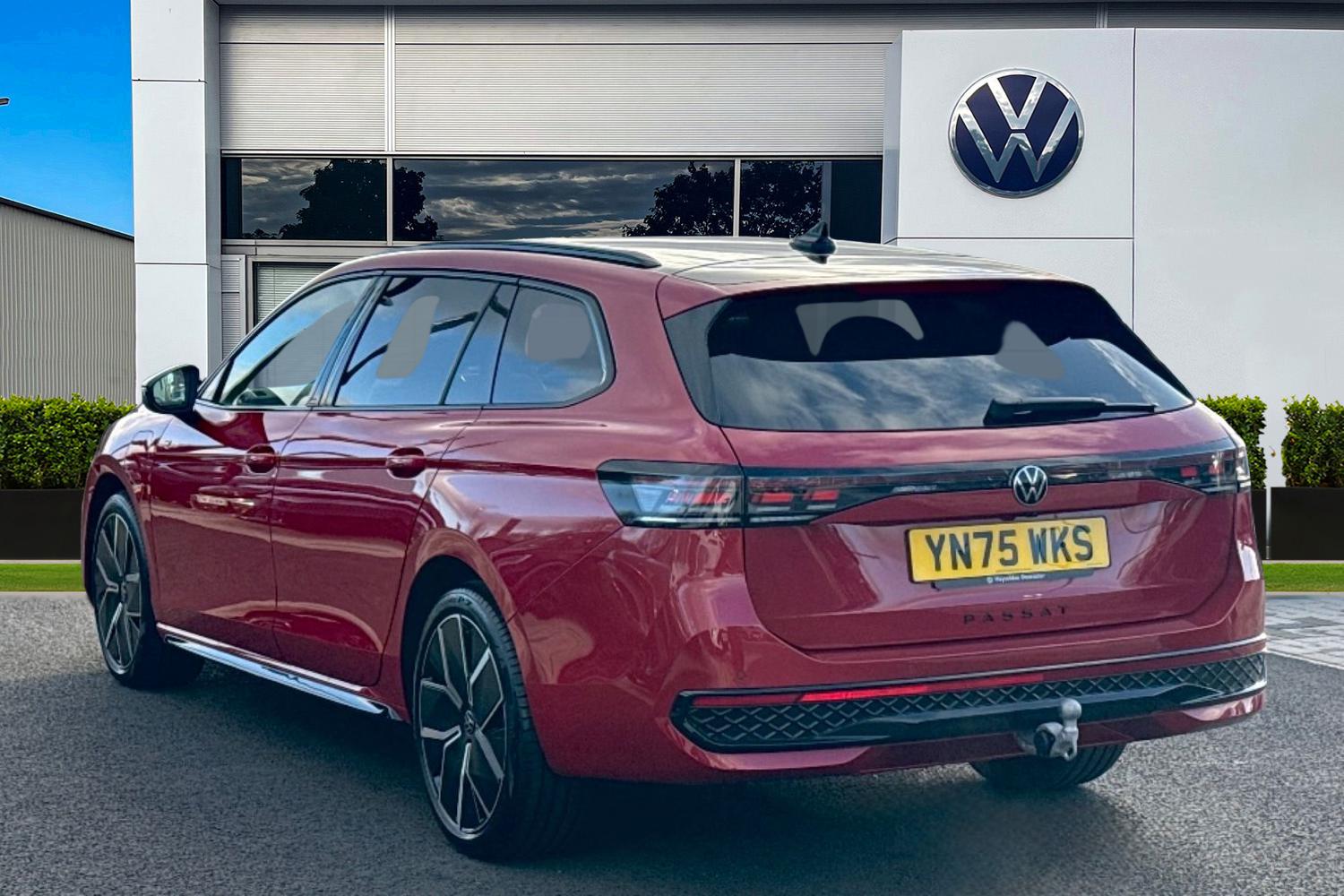 Used Volkswagen Passat 2025 for sale - 77051507: Photo 2