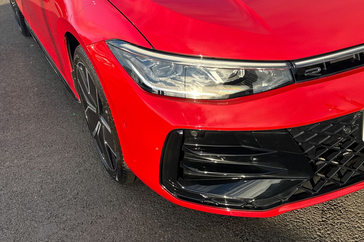 Used Volkswagen Passat 2025 for sale - 77051507: Photo 9