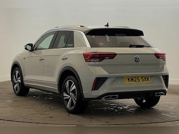 Used Volkswagen T-Roc 2025 for sale - 77421605: Photo