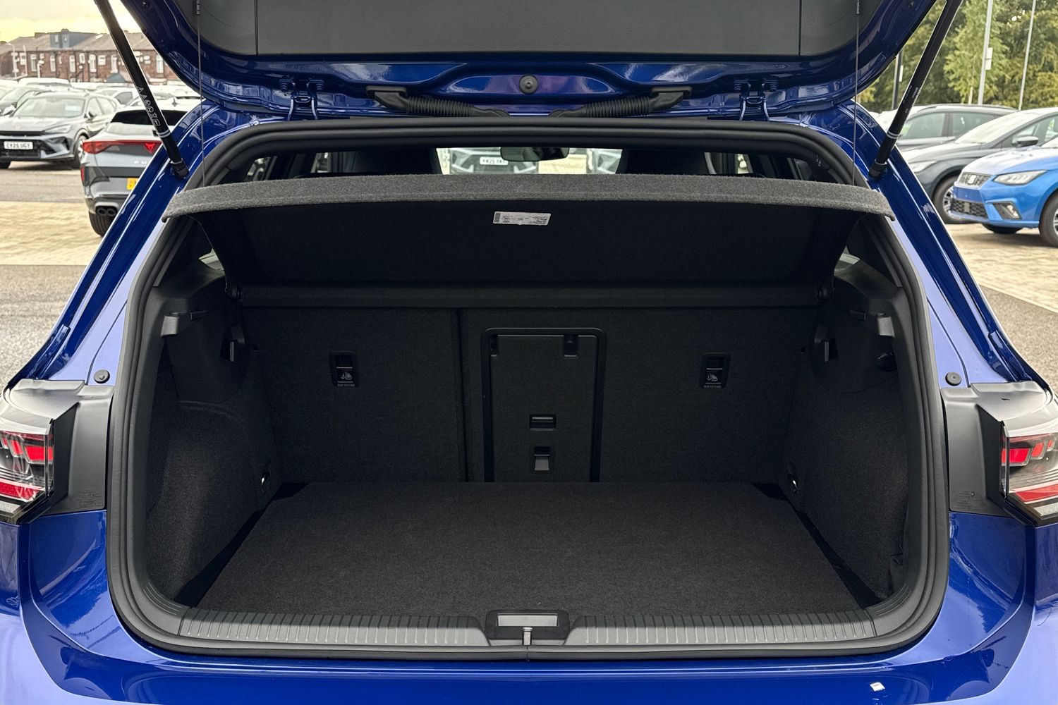 Used Volkswagen Golf 2025 for sale - 76133738: Photo 7