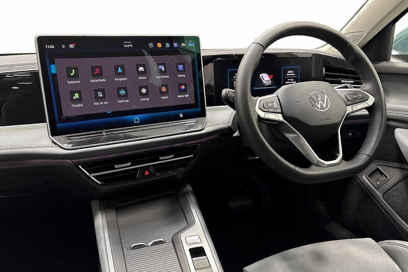 Used Volkswagen Passat 2025 for sale - 76480869: Photo 2