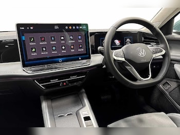 Used Volkswagen Passat 2025 for sale - 76480869: Photo