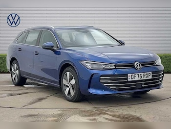 Used Volkswagen Passat 2025 for sale - 77577762: Photo