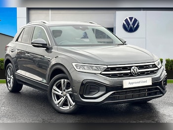 Used Volkswagen T-Roc 2024 for sale - 77500805: Photo