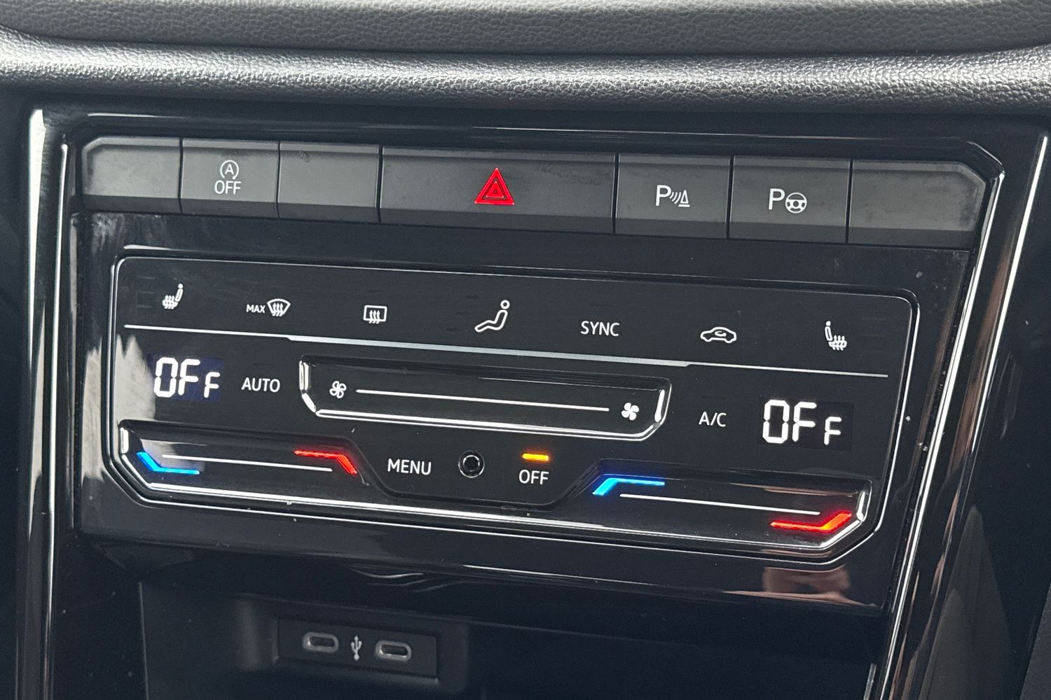 Used Volkswagen T-Roc 2024 for sale - 77500805: Photo 22