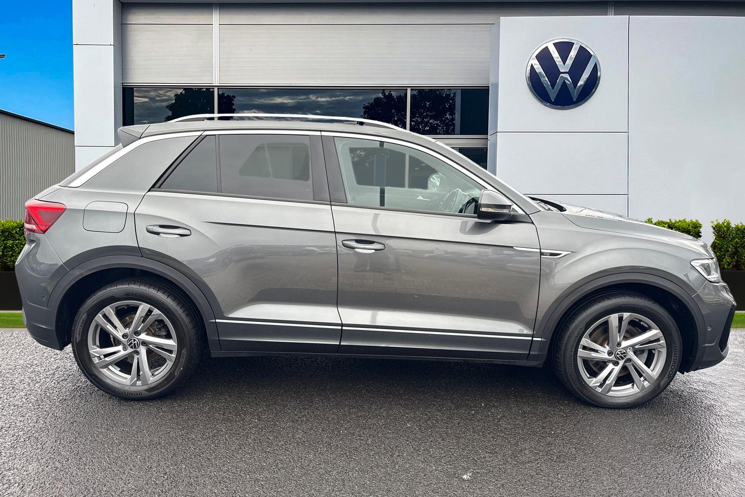 Used Volkswagen T-Roc 2024 for sale - 77500805: Photo 3