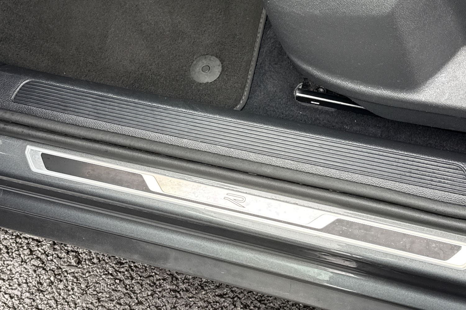 Used Volkswagen T-Roc 2024 for sale - 77500805: Photo 34