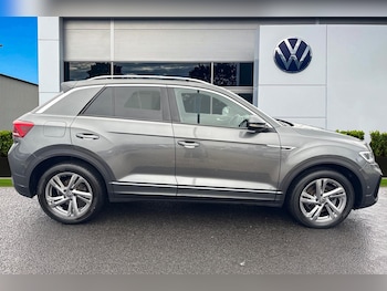 Used Volkswagen T-Roc 2024 for sale - 77500805: Photo