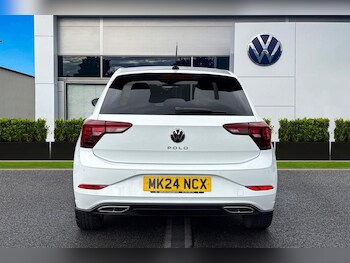 Used Volkswagen Polo 2024 for sale - 78070020: Photo