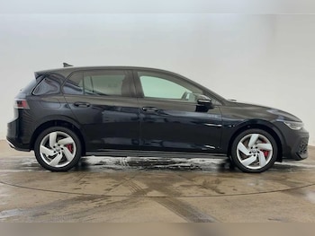 Used Volkswagen Golf 2025 for sale - 76194099: Photo