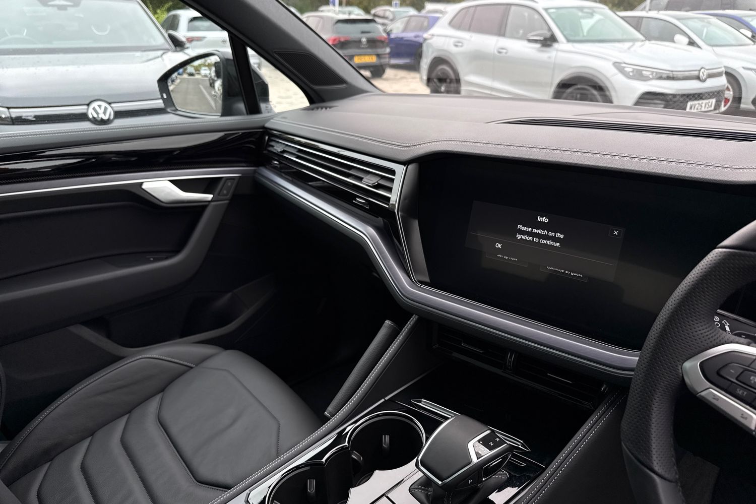 Used Volkswagen Touareg 2025 for sale - 76047298: Photo 19