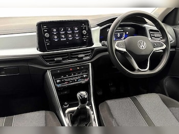 Used Volkswagen T-Roc 2025 for sale - 79606194: Photo