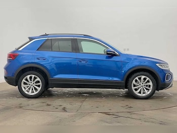 Used Volkswagen T-Roc 2025 for sale - 79606194: Photo