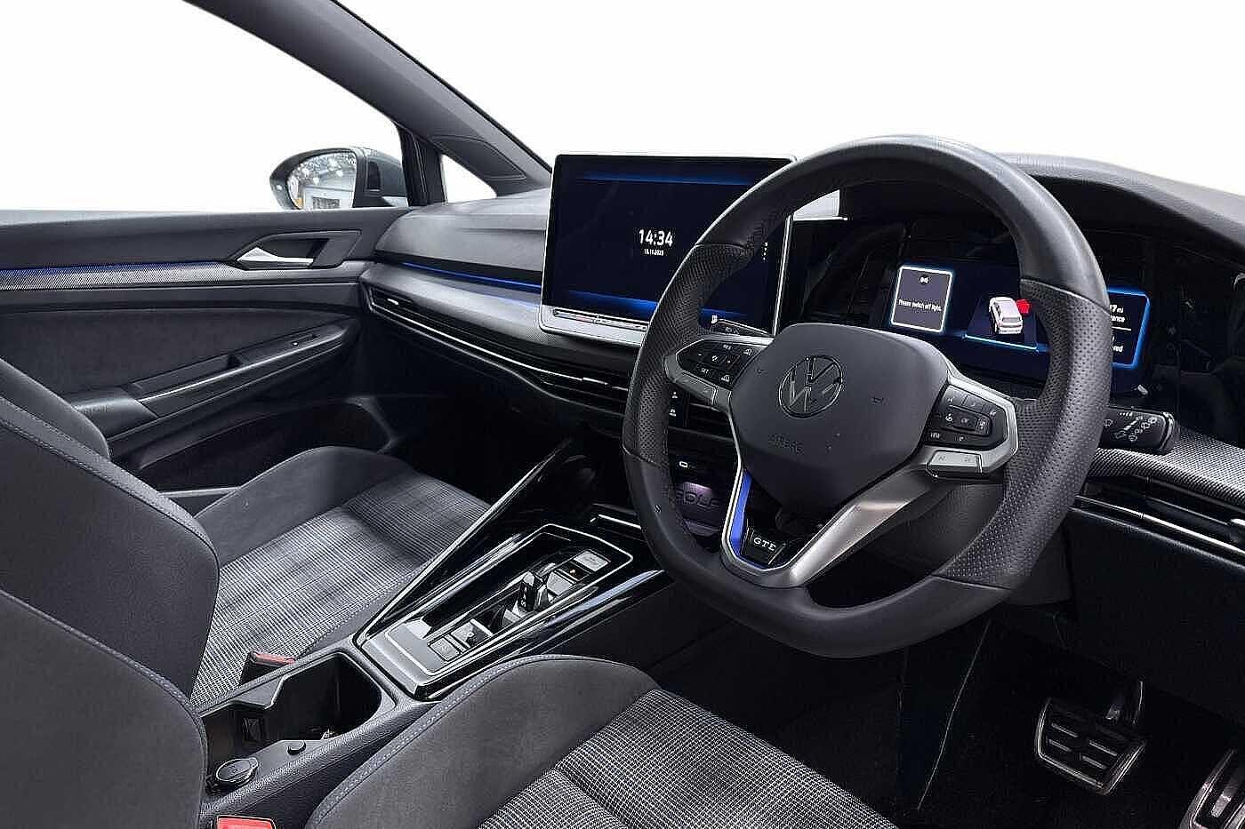 Used Volkswagen Golf 2025 for sale - 76630023: Photo 6