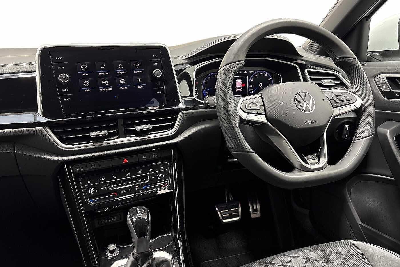 Used Volkswagen T-Roc 2025 for sale - 77421638: Photo 2