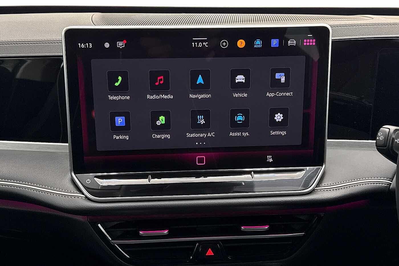 Used Volkswagen Passat 2025 for sale - 77152504: Photo 12