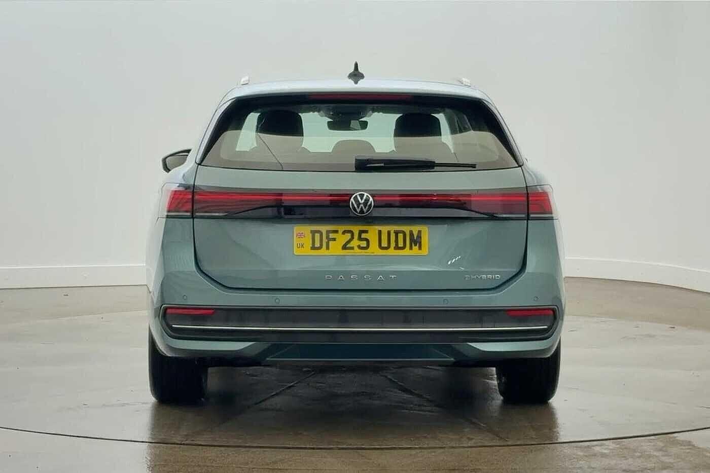 Used Volkswagen Passat 2025 for sale - 77152504: Photo 8