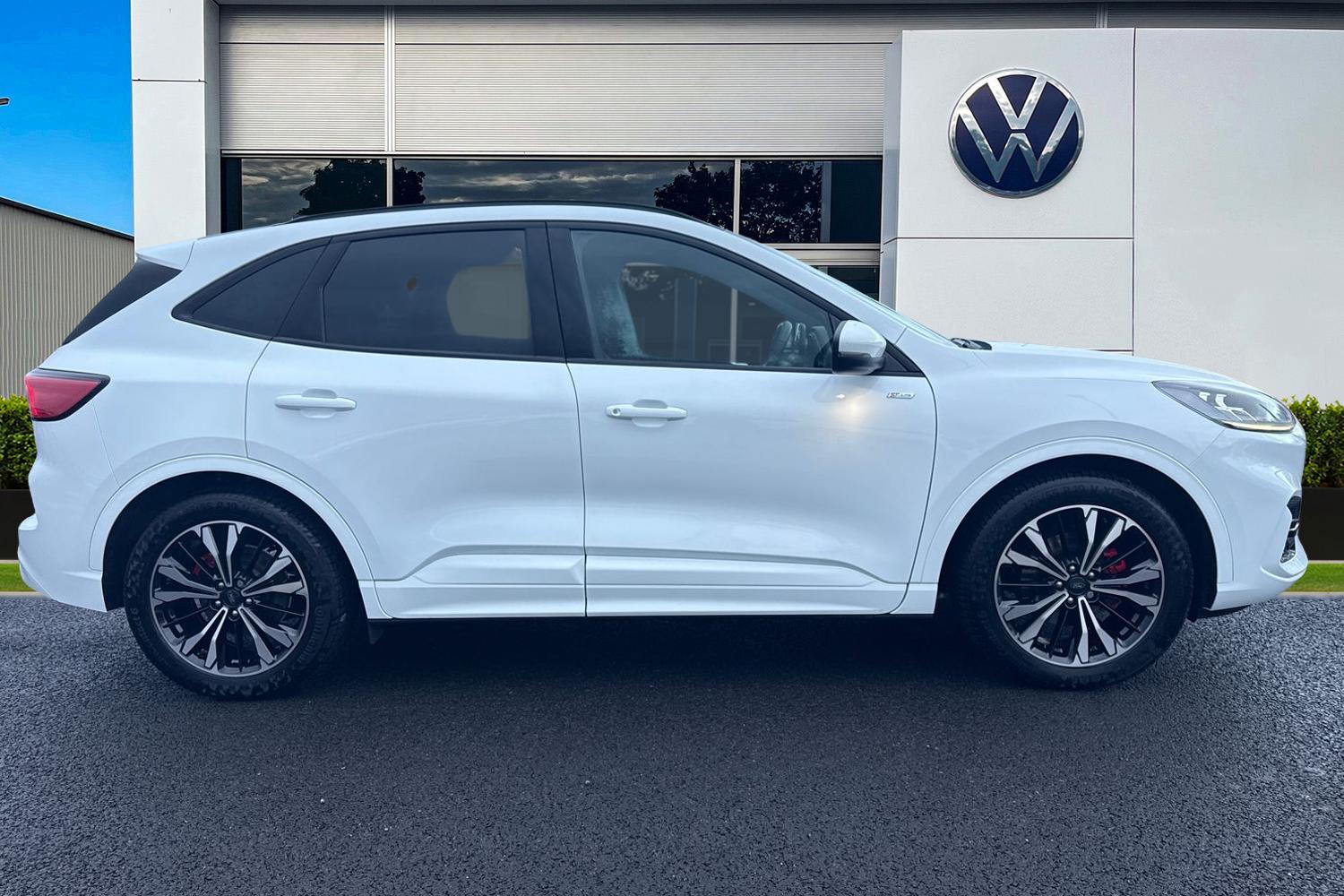 Used Ford Kuga 2023 for sale - 76884203: Photo 3