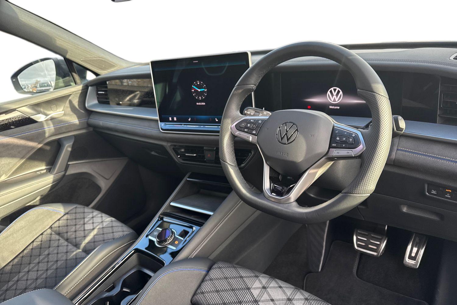 Used Volkswagen Touran 2025 for sale - 77443995: Photo 14