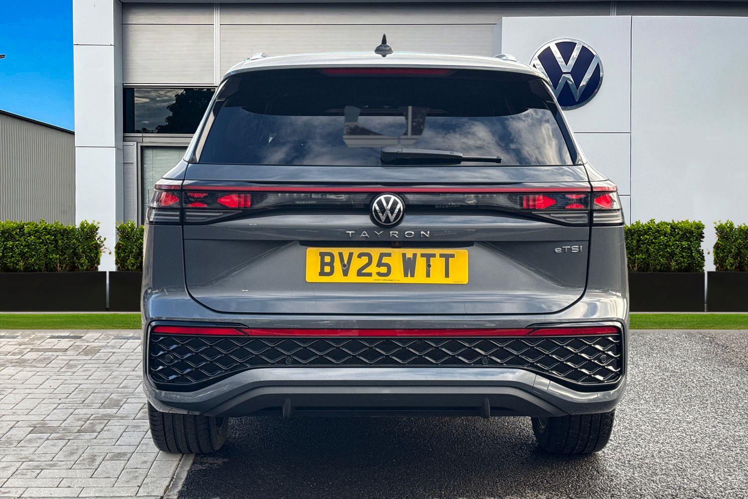 Used Volkswagen Touran 2025 for sale - 77443995: Photo 4