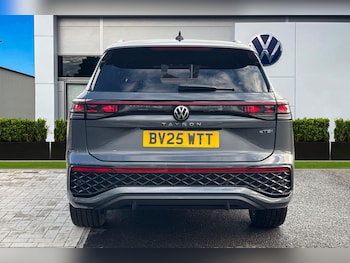 Used Volkswagen Touran 2025 for sale - 77443995: Photo