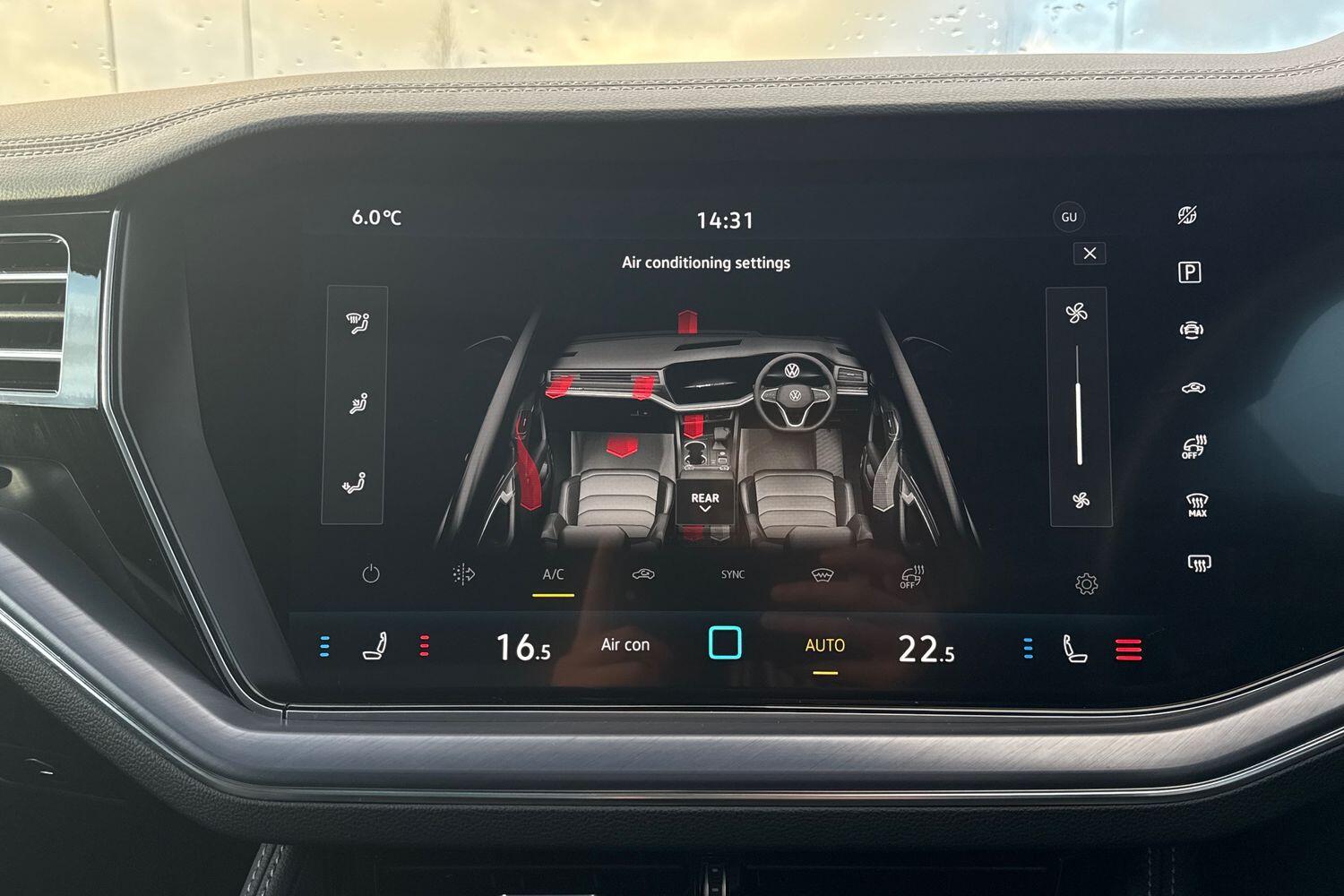 Used Volkswagen Touareg 2024 for sale - 77199492: Photo 18