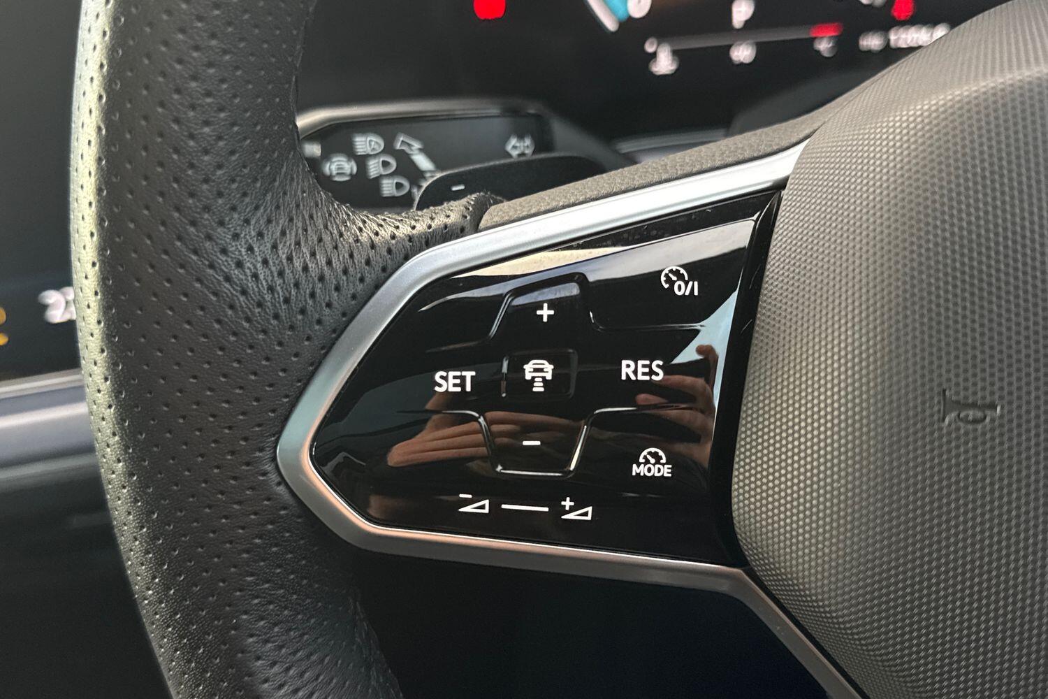 Used Volkswagen Touareg 2024 for sale - 77199492: Photo 39