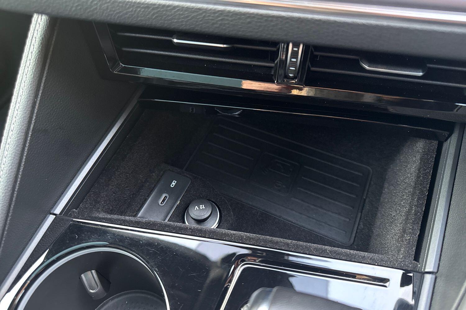 Used Volkswagen Touareg 2024 for sale - 77199492: Photo 46