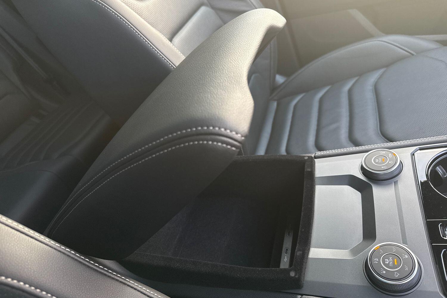 Used Volkswagen Touareg 2024 for sale - 77199492: Photo 48