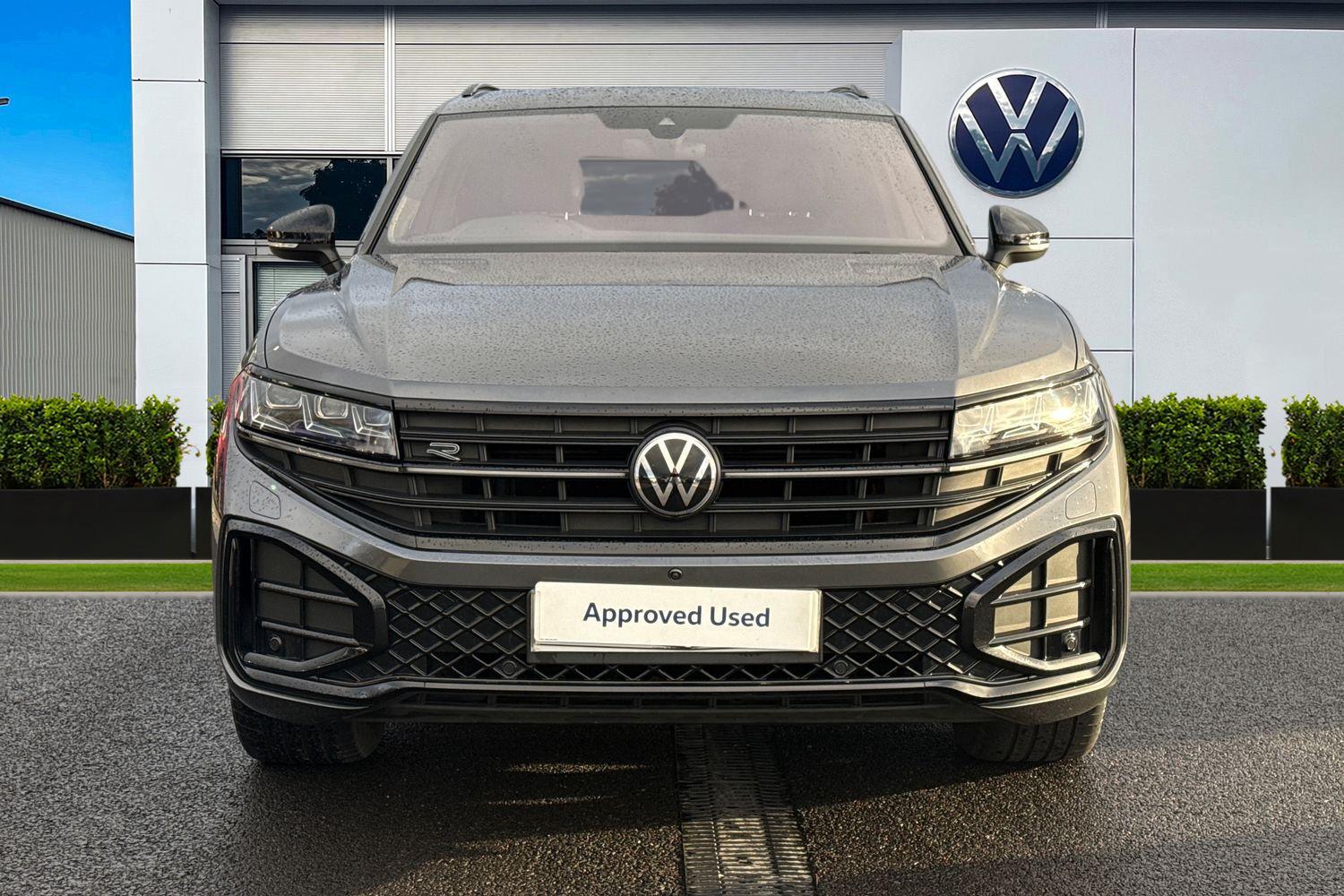 Used Volkswagen Touareg 2024 for sale - 77199492: Photo 5
