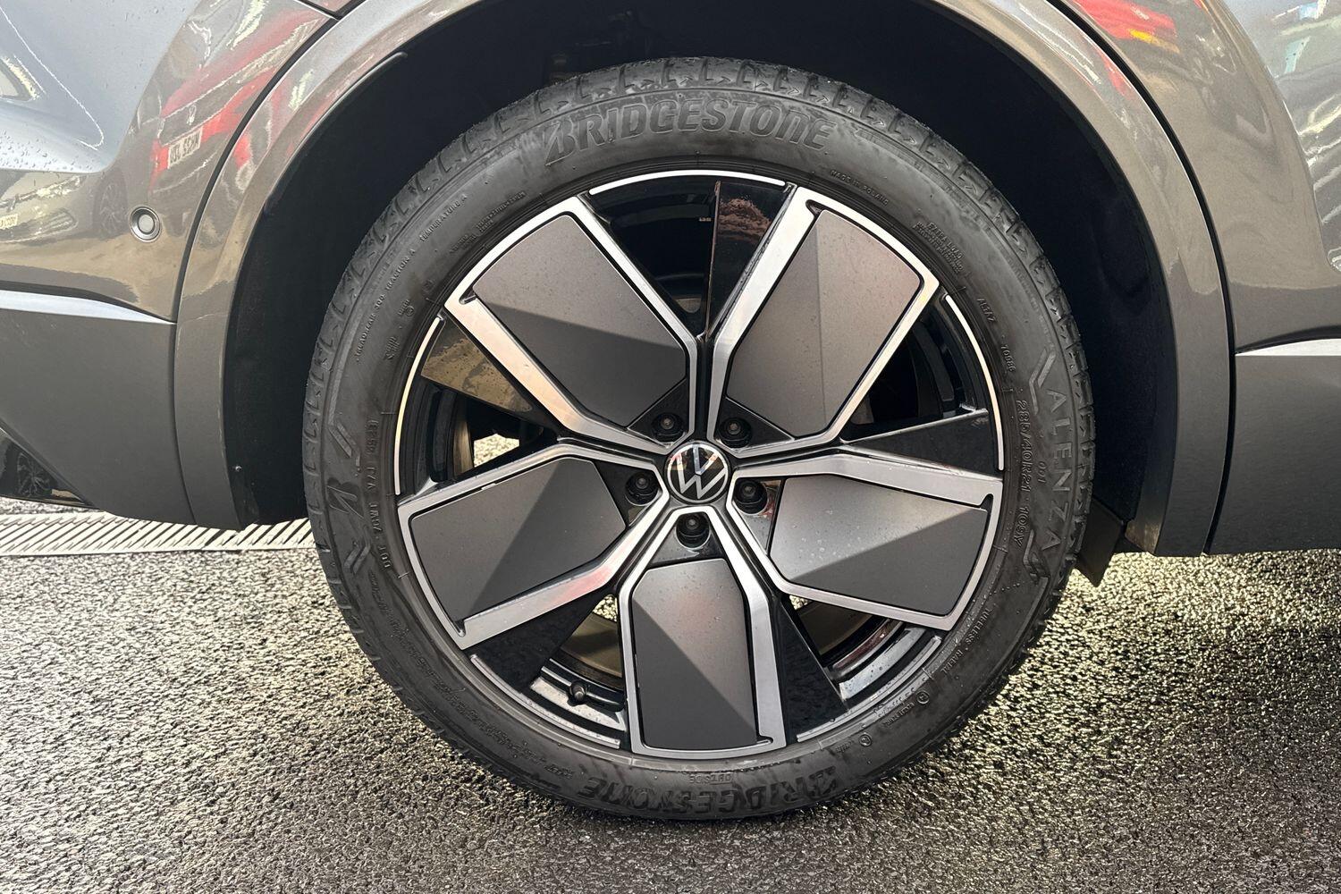 Used Volkswagen Touareg 2024 for sale - 77199492: Photo 6