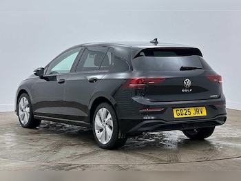 Used Volkswagen Golf 2025 for sale - 79418780: Photo