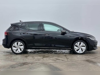 Used Volkswagen Golf 2025 for sale - 79418780: Photo