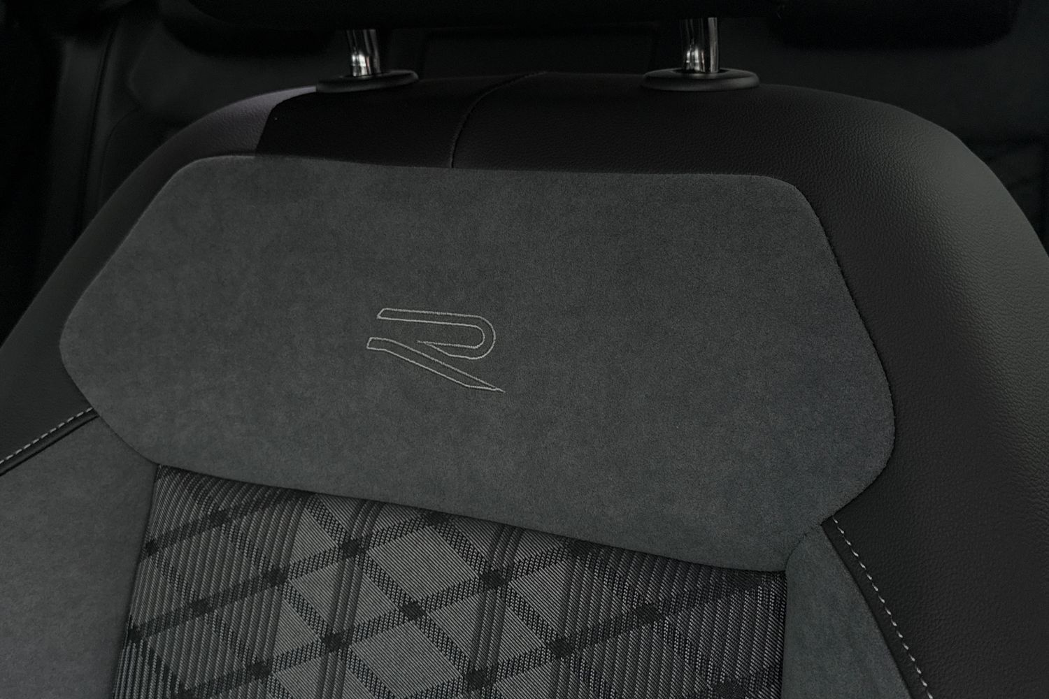 Used Volkswagen T-Roc 2025 for sale - 77382271: Photo 32