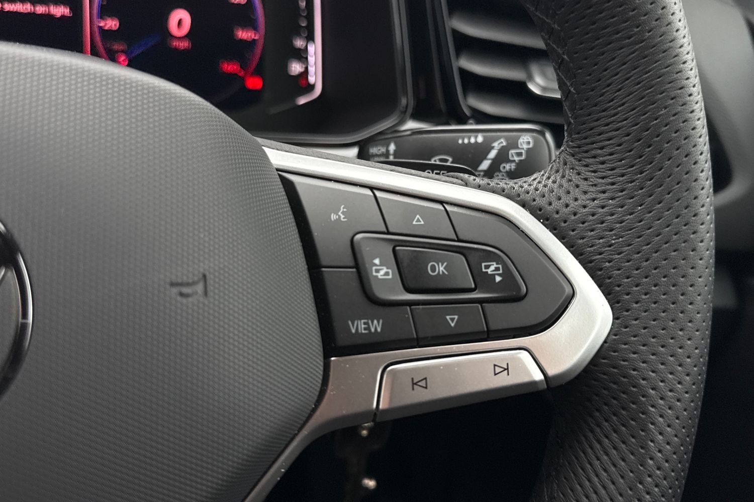 Used Volkswagen T-Roc 2025 for sale - 77382271: Photo 35