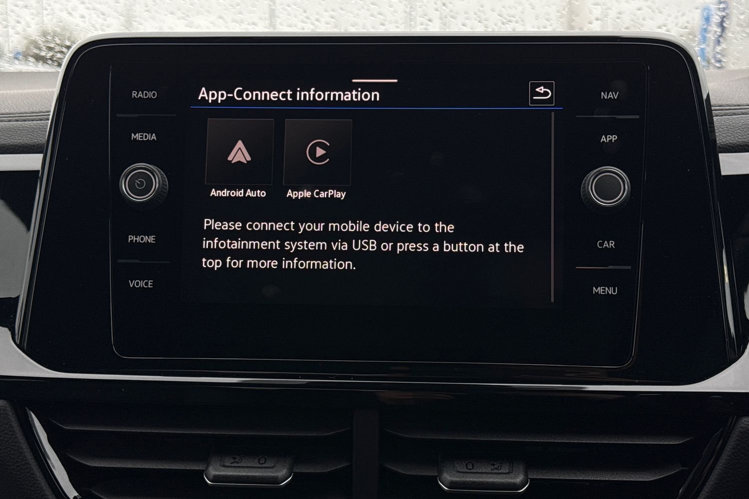 Used Volkswagen T-Roc 2025 for sale - 77382271: Photo 38