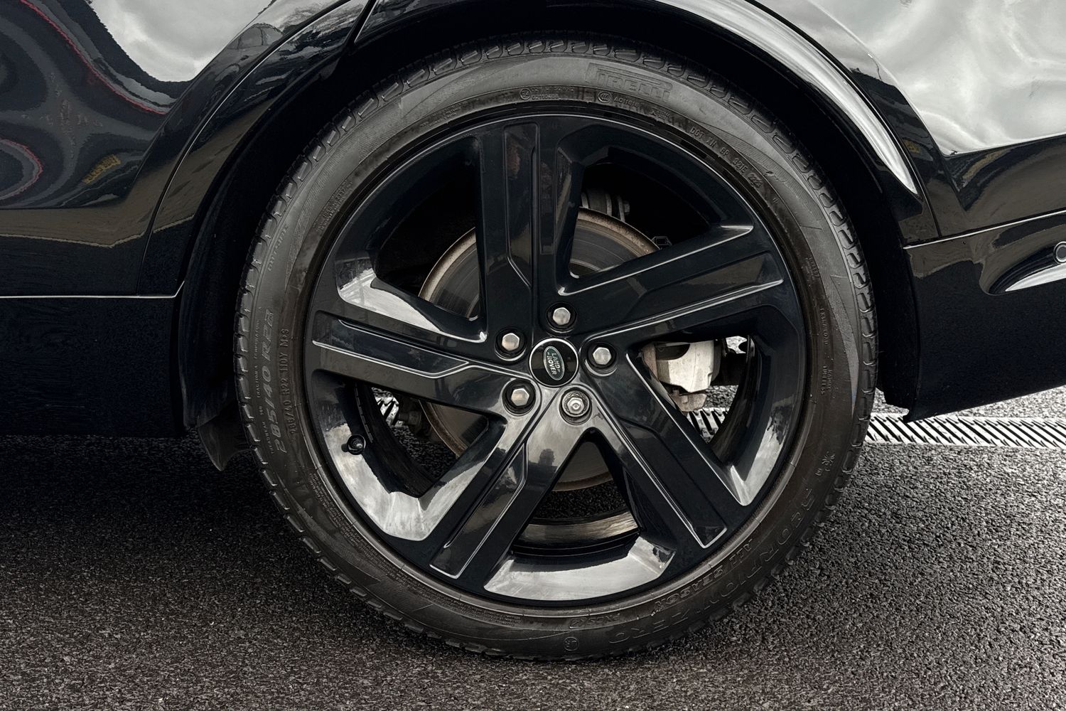 Used Land Rover Discovery 2023 for sale - 78001657: Photo 13