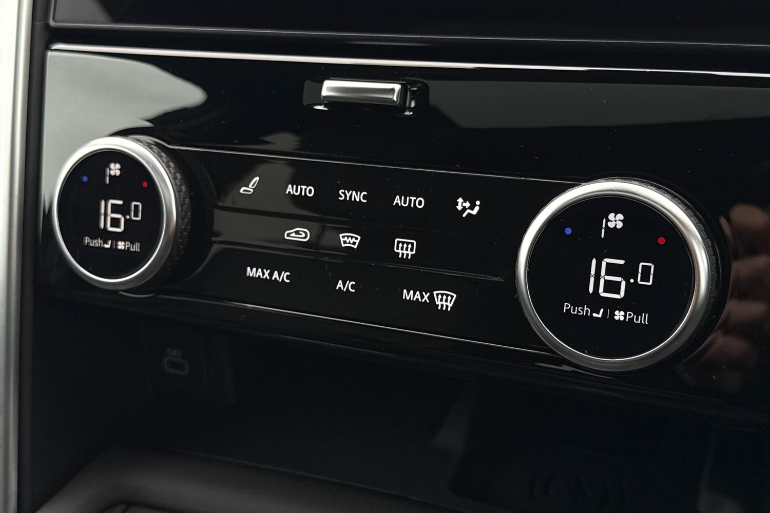 Used Land Rover Discovery 2023 for sale - 78001657: Photo 22