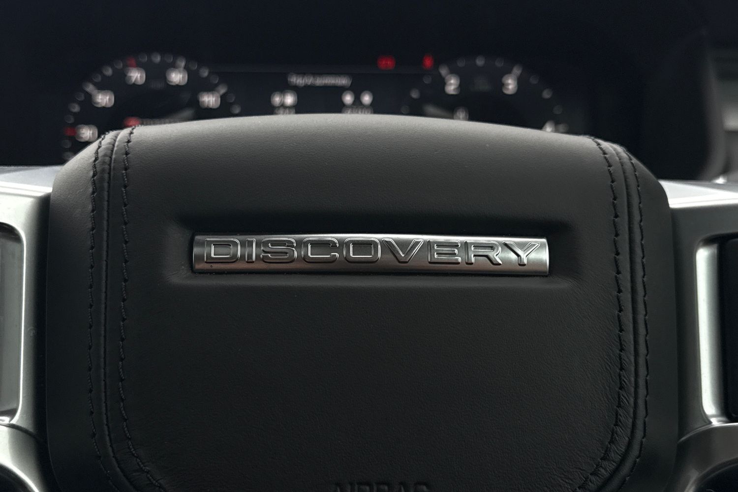 Used Land Rover Discovery 2023 for sale - 78001657: Photo 40