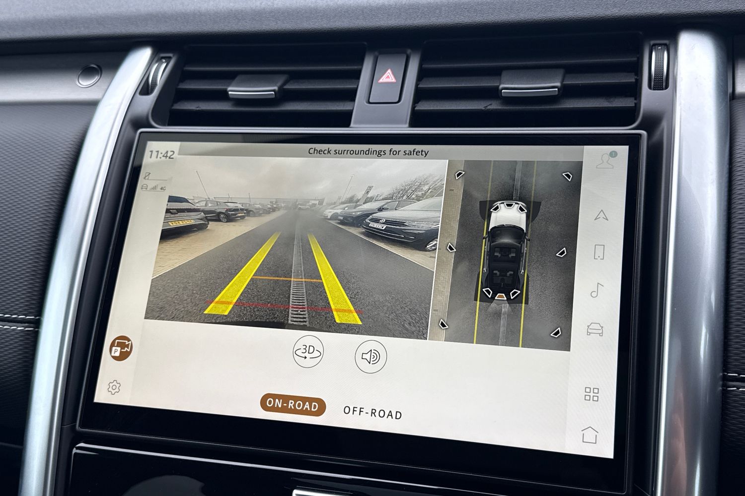 Used Land Rover Discovery 2023 for sale - 78001657: Photo 48