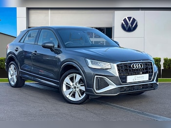 Audi - Q2